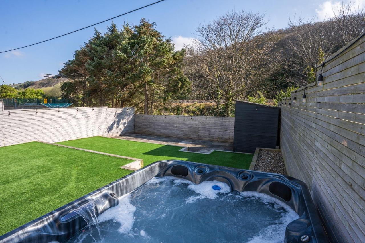 No40Barmouth-Modern,Spacious&Hot Tub Exterior photo